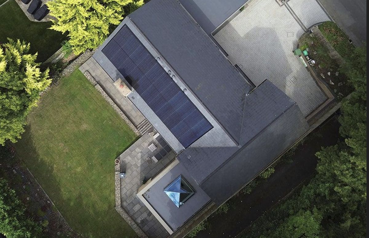 Building with rooftop solar panels